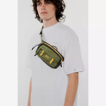 model-(40154-white-front)-(34067-grn_yellow-front)