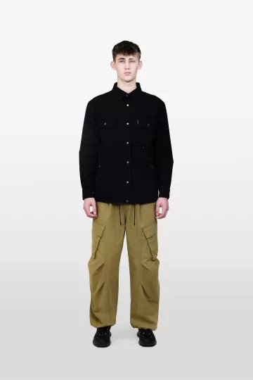 model-(40197-black-front)-(40194-olive-front)