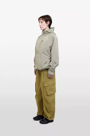 model-(40195-stone-side)-(40194-olive-side)