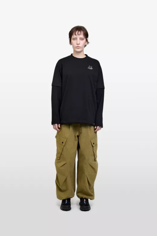 Lown Campfire Print Long Sleeve T-shirt Model