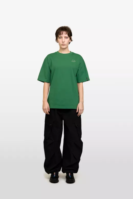 Rill Campfire Print Short Sleeve T-shirt Model