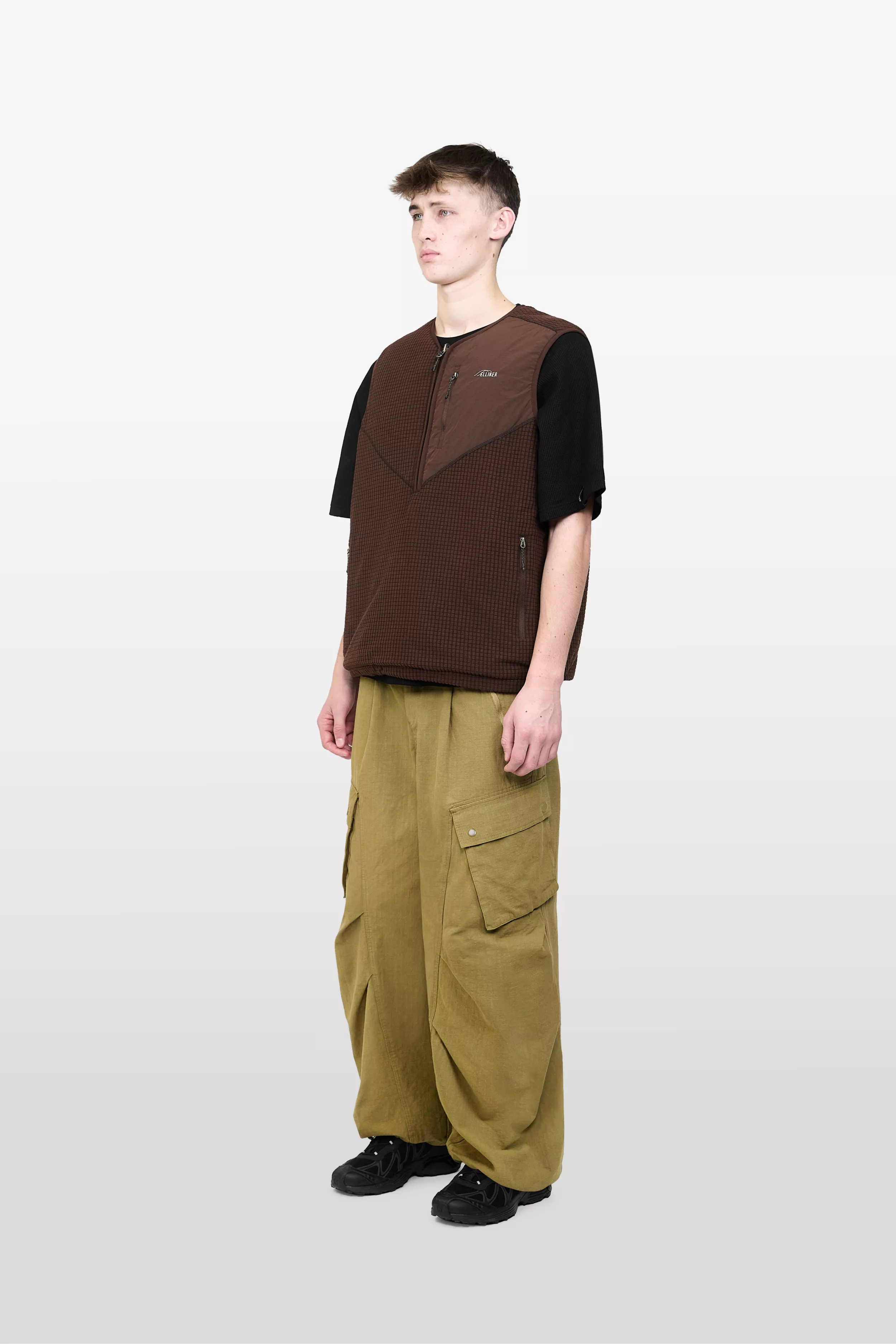 model-(40183-dkbrown-side)-(40194-olive-side)