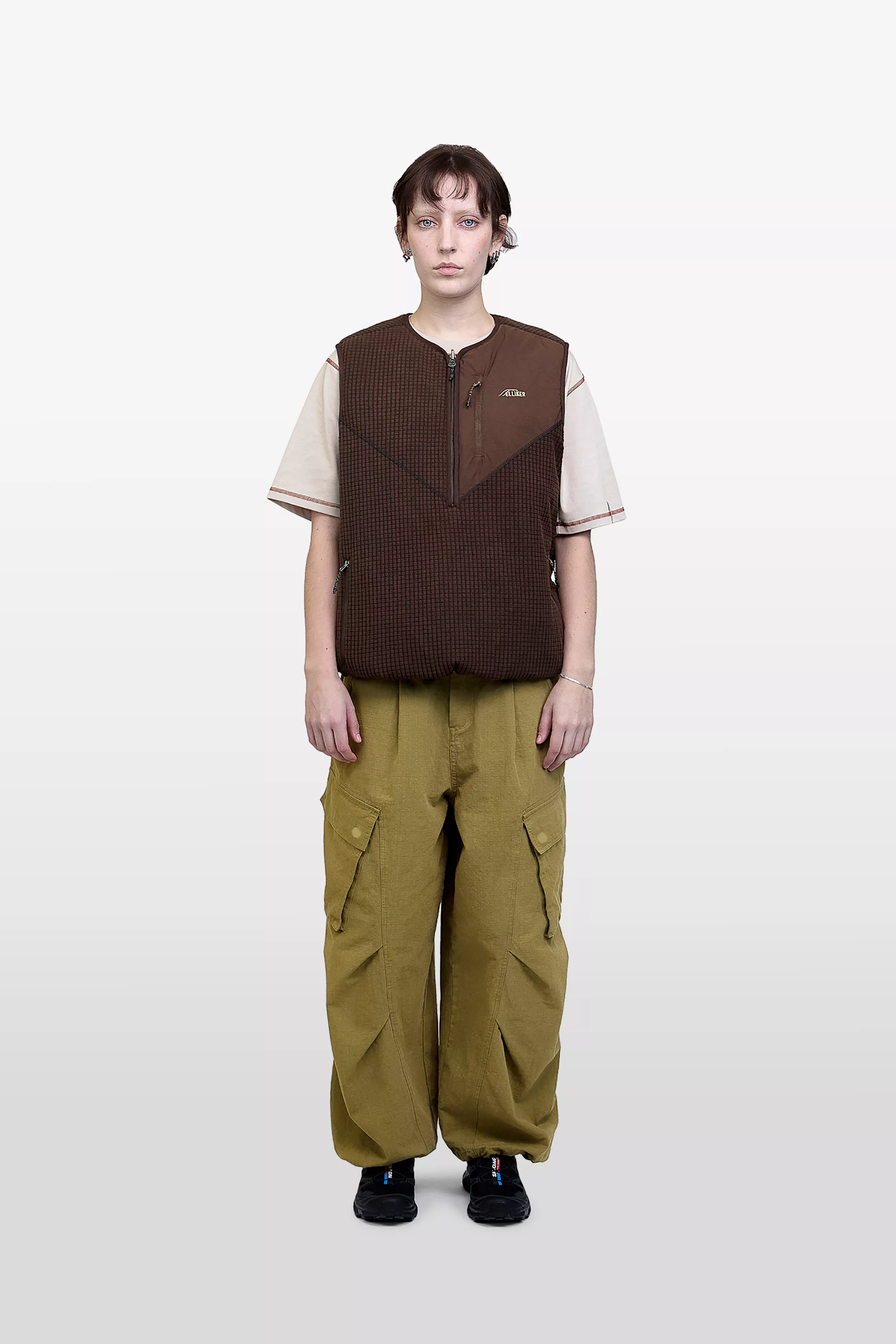 model-(40183-dkbrown-front)-(40181-ashgrey-front)-(40194-olive-front)