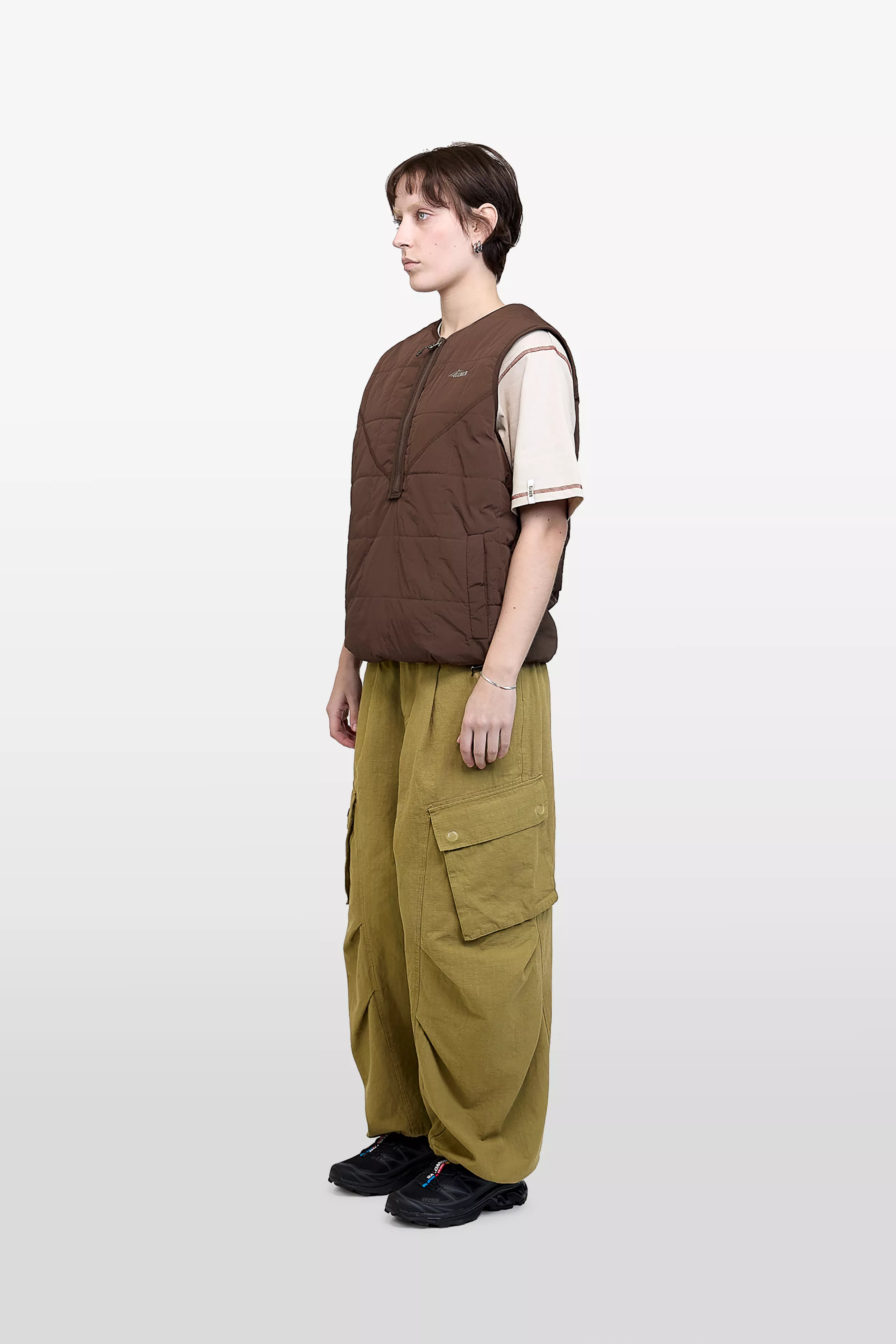 model-(40183-dkbrown-side)-(40181-ashgrey-side)-(40194-olive-side)-1