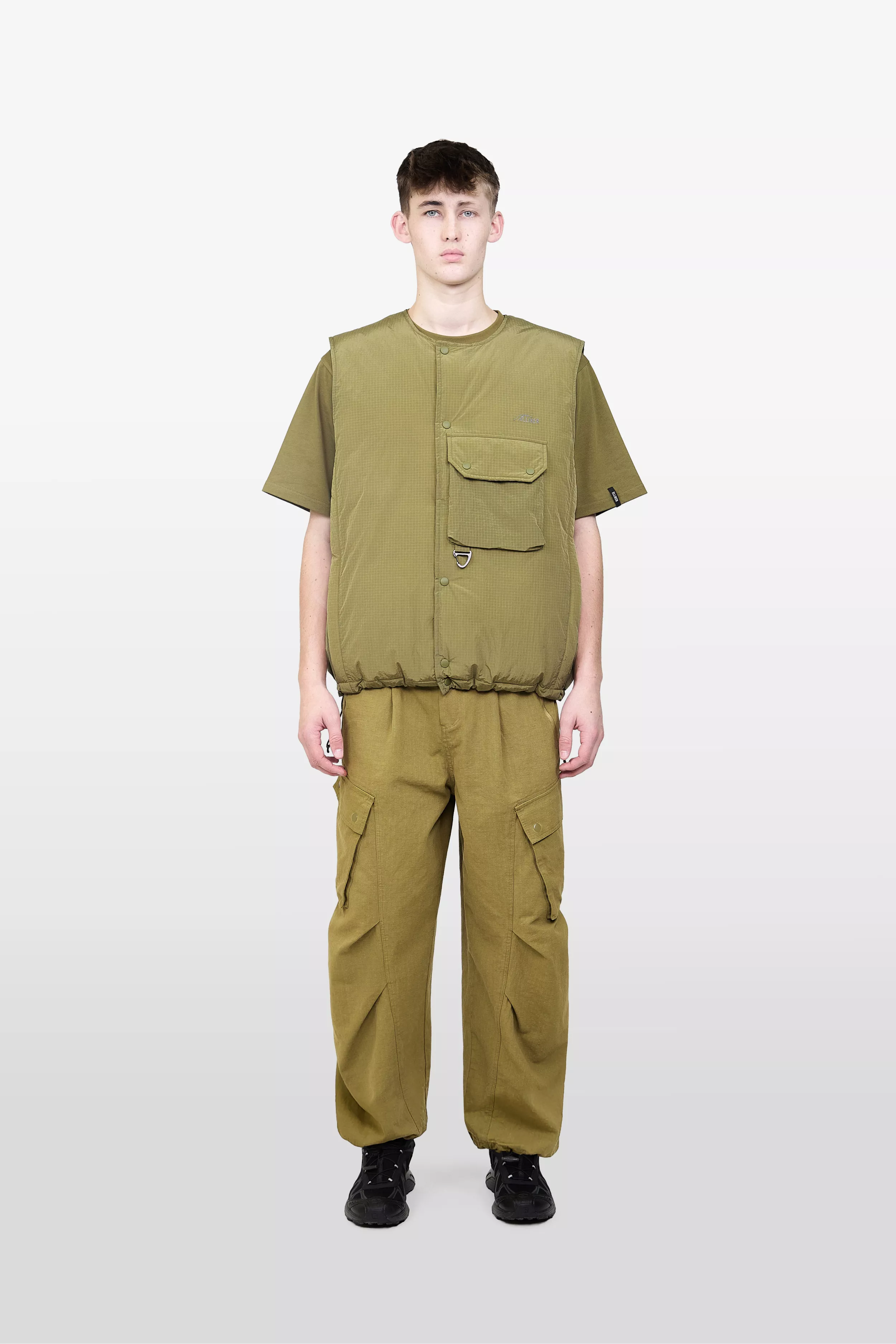 model-(40182-olive-front)-(40165-mossgrn-front)-(40194-olive-front)