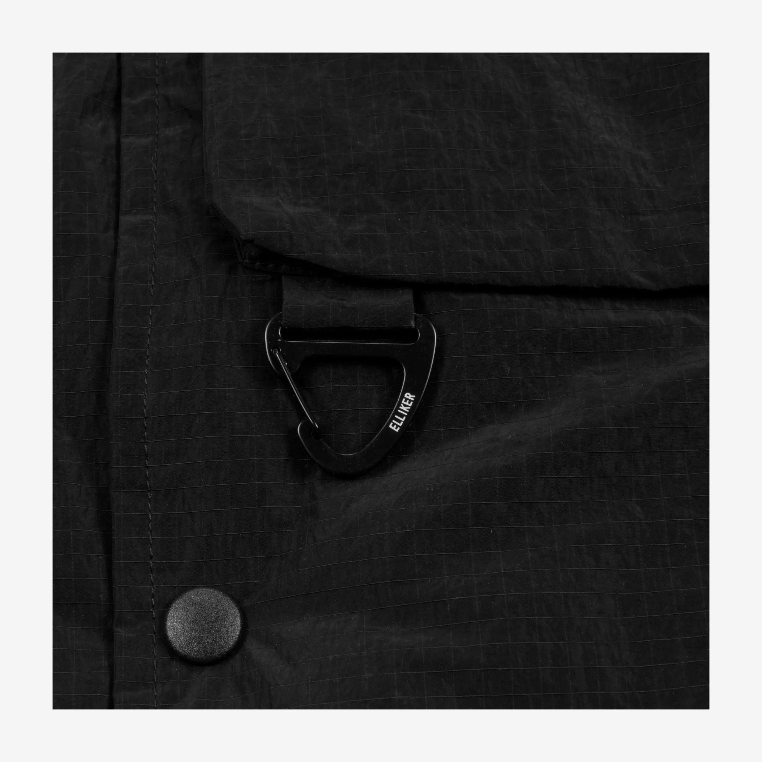 40182-black-detail-4