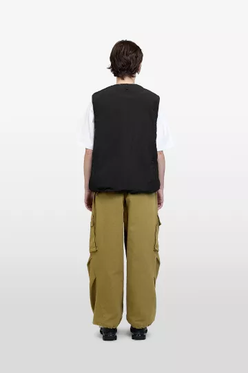 model-(40182-black-back)-(40186-white-back)-(40194-olive-back)