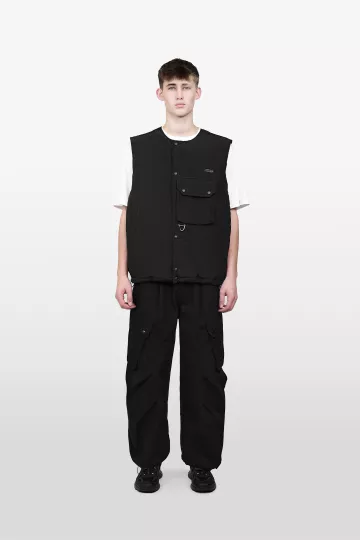 model-(40182-black-front)-(40194-black-front)