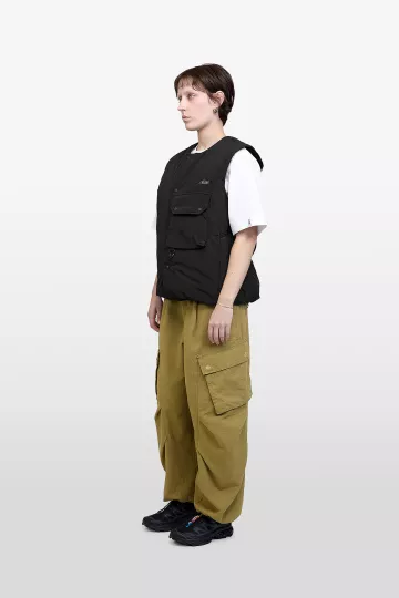 model-(40182-black-side)-(40186-white-side)-(40194-olive-side)