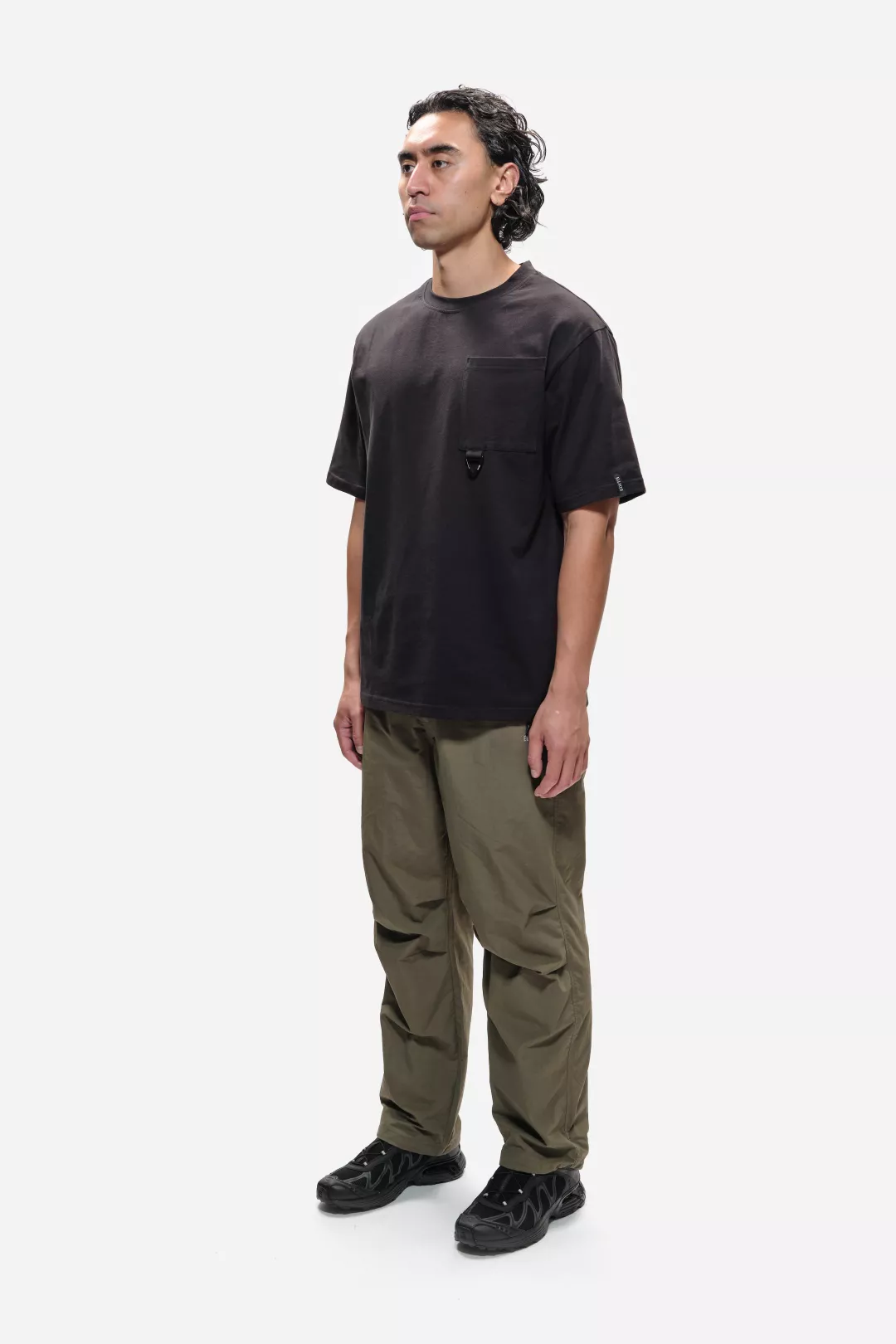 Model: 5'11" / 182cm | Size: L