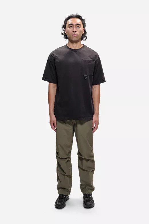 Walden Short Sleeve Pocket Heavy T-shirt Model