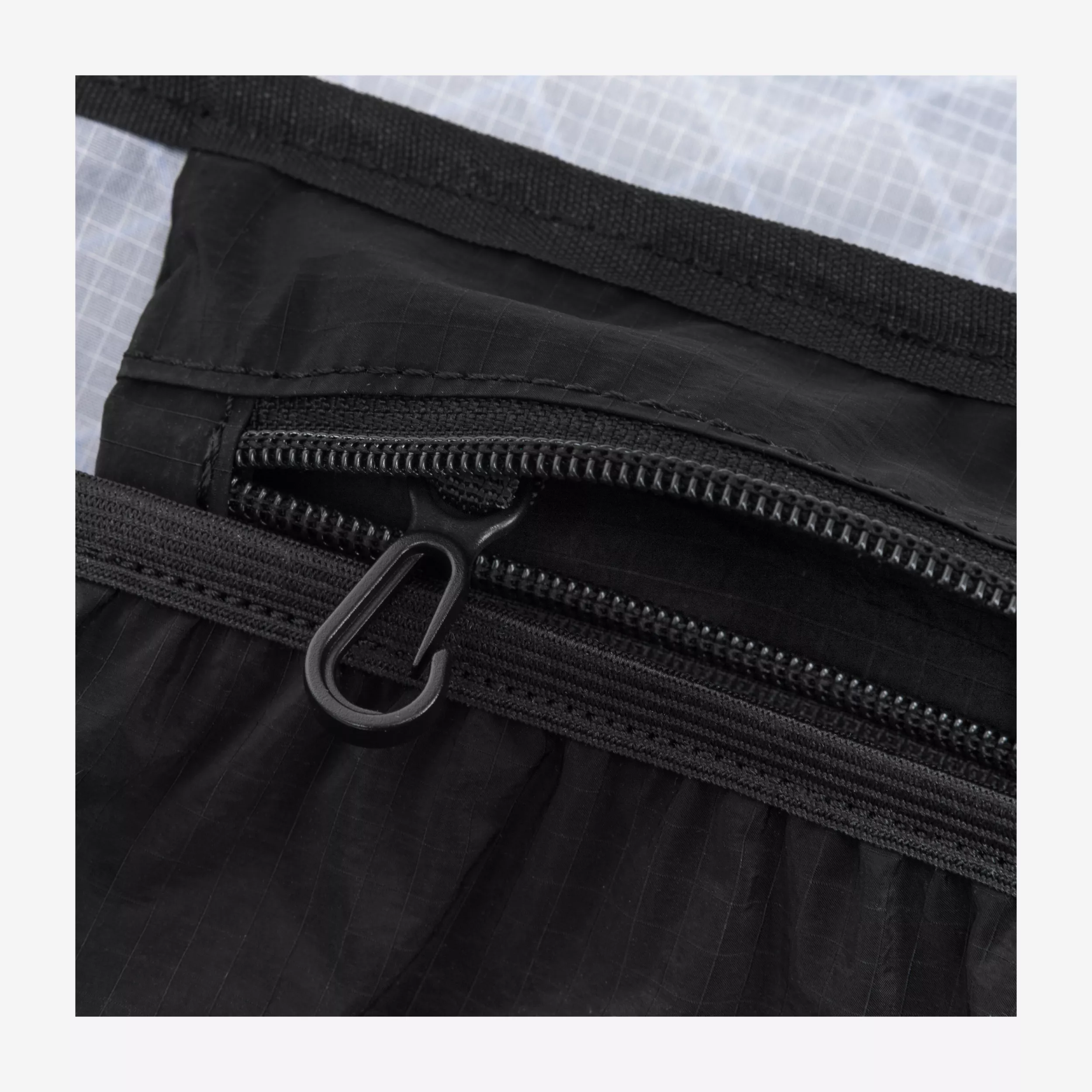34078-black-detail