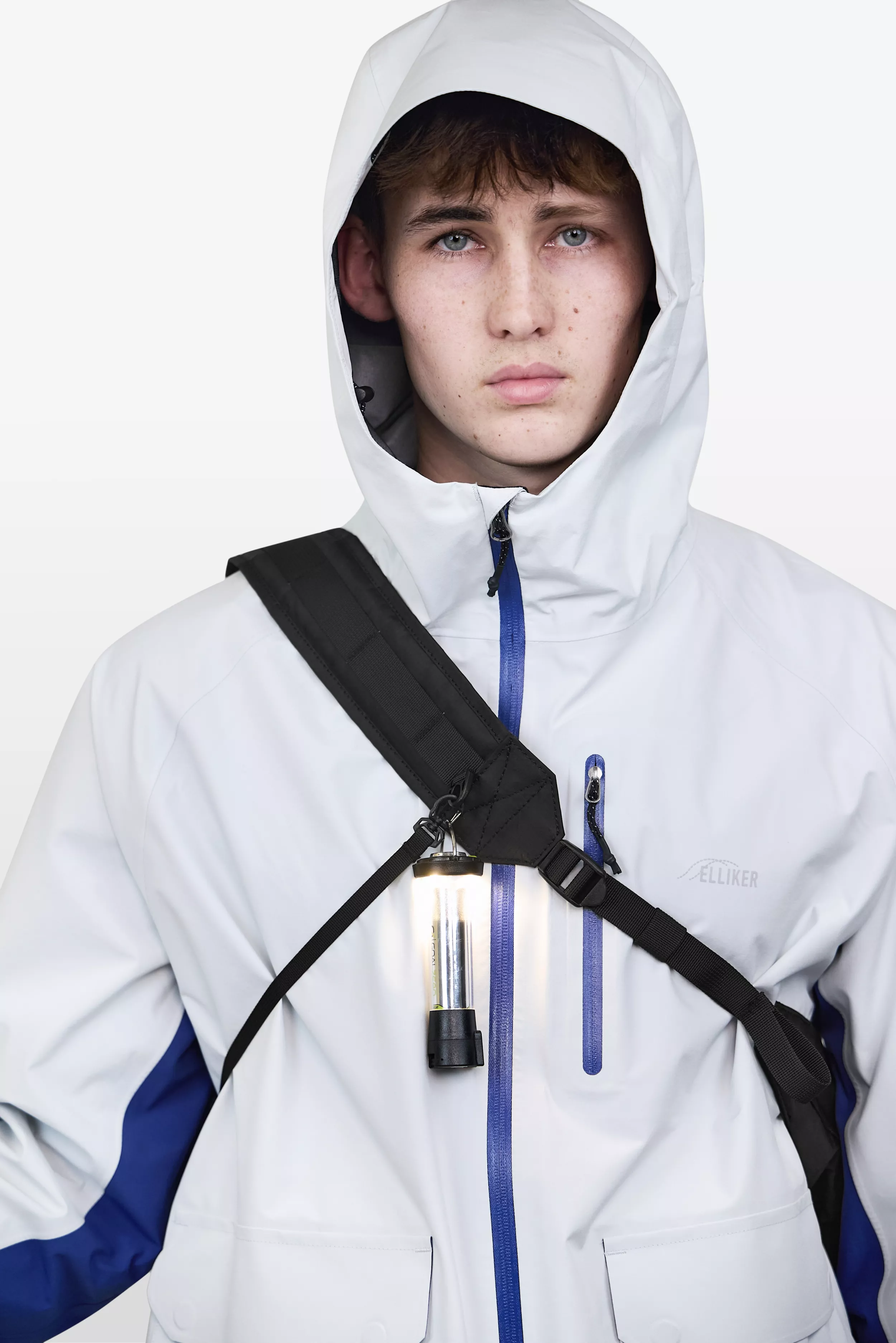 model-(34078-black-detail)-(40180-offwht-front)