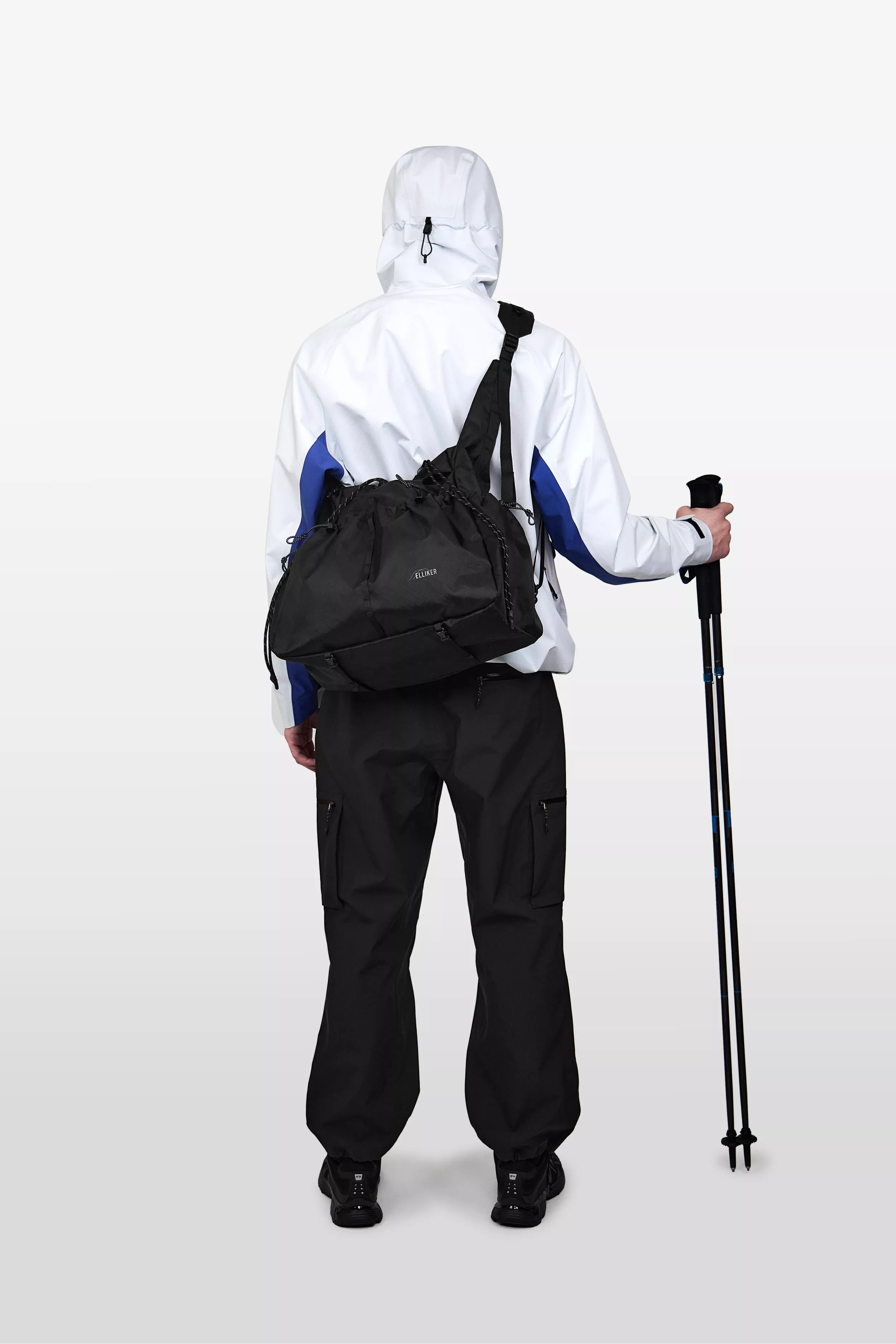 model-(34078-black-front)-(40180-offwht-back)-(40134-black-back)