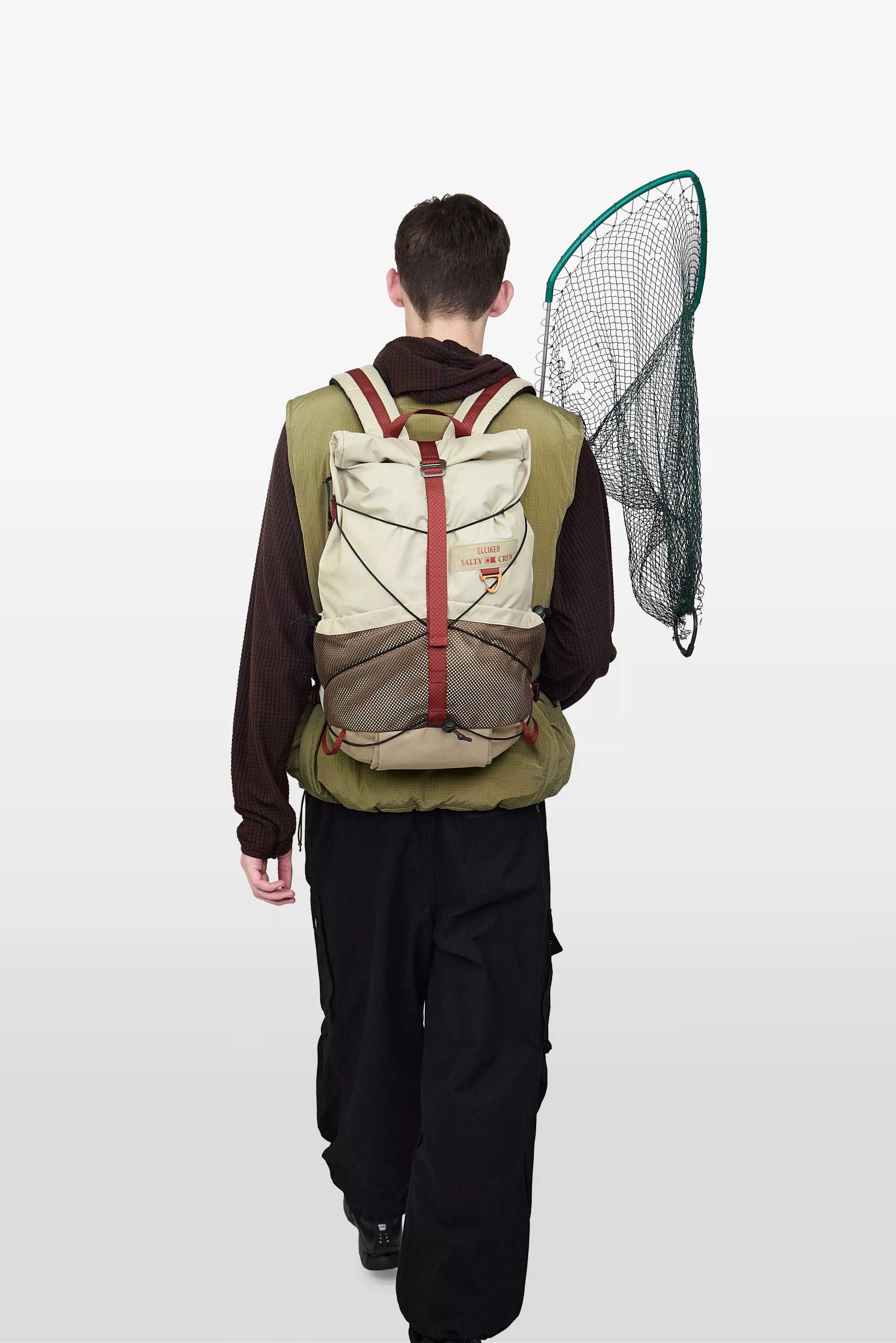 model-(34075-concrete-front)-(40182-olive-back)-(40171-dkbrown-back)-(40194-black-back)