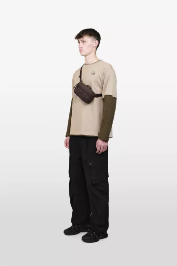 model-(34015-darkbrown-front)-(40192-pebble-side)-(40194-black-side)
