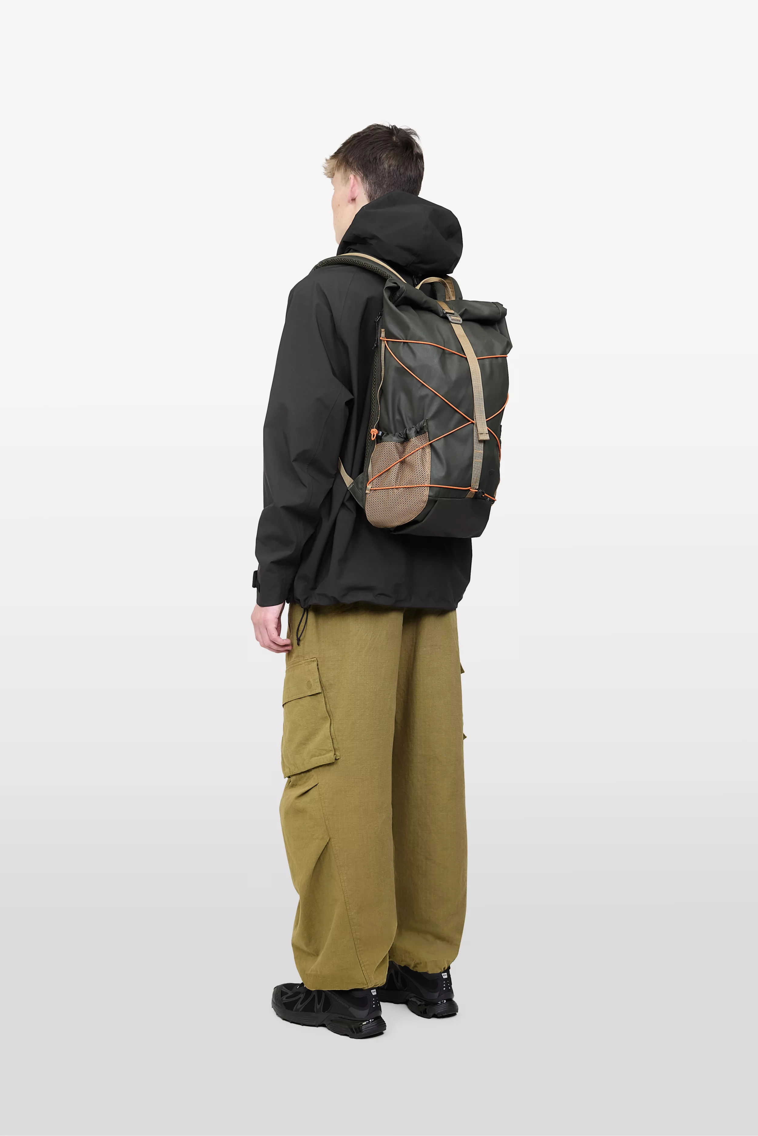 model-(34001-darkgreen-side)-(40194-olive-side)