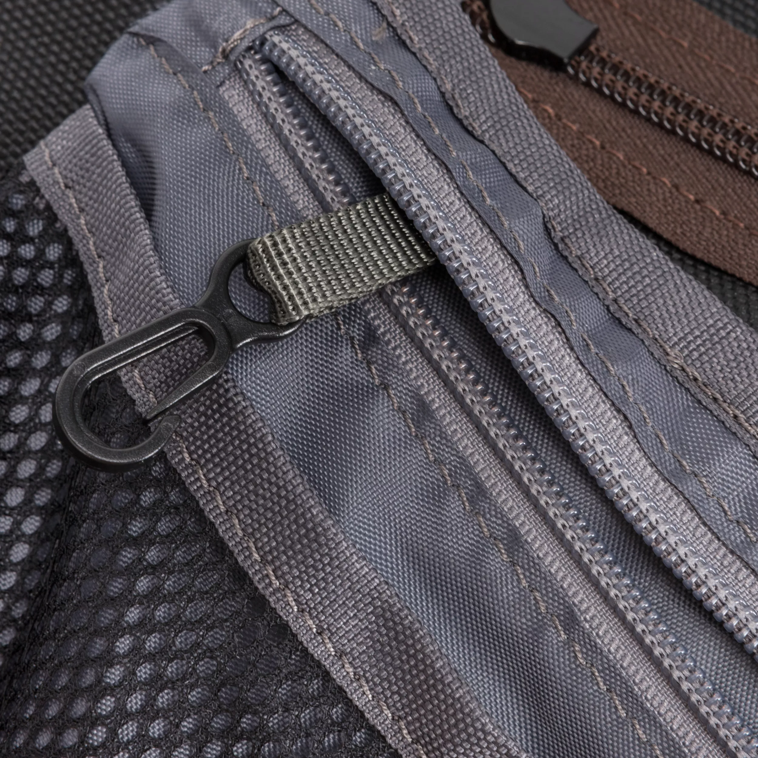 34062-darkbrown-detail-1