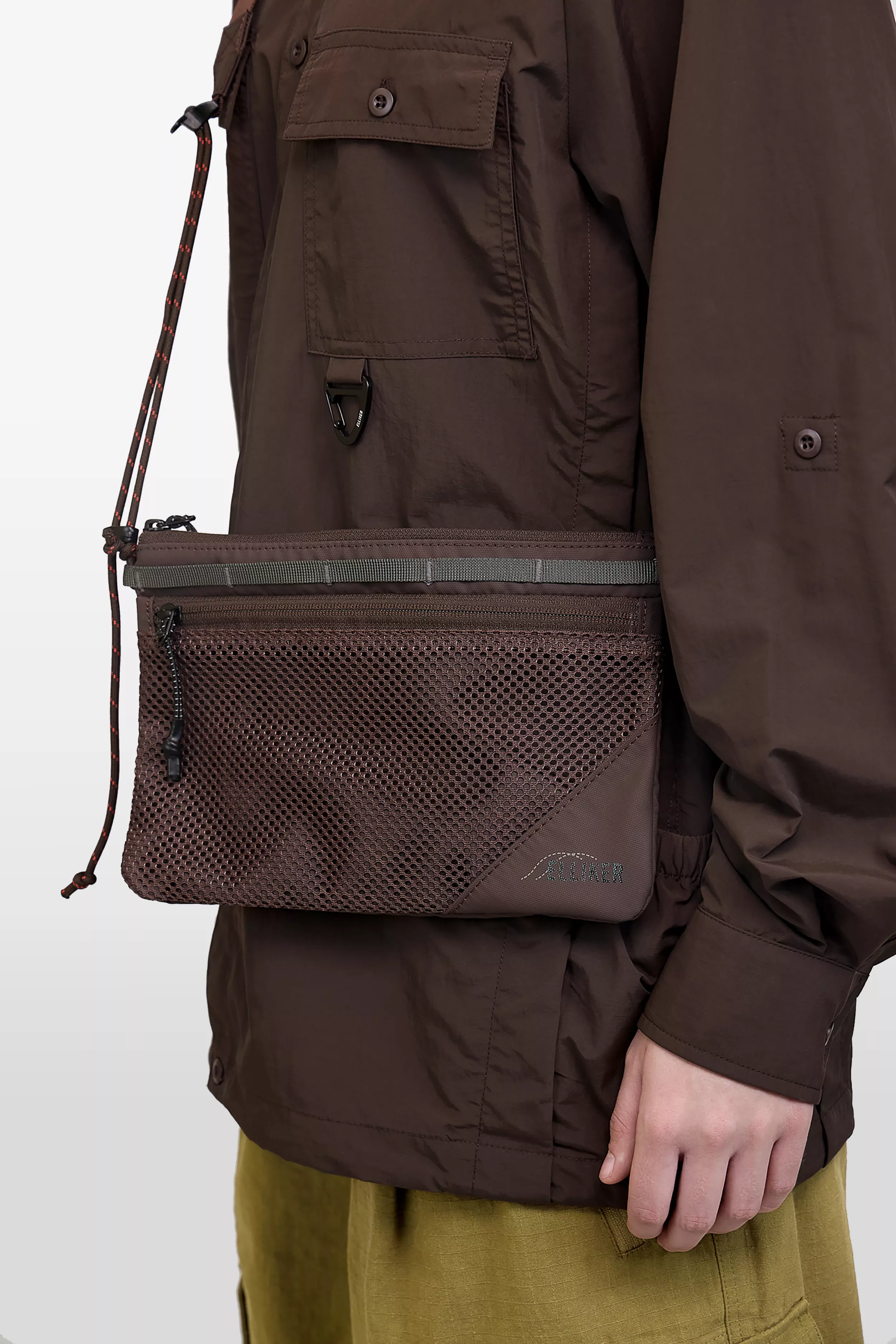 model-(34055-darkbrown-front)-(40169-dkbrown-side)-(40194-olive-side)-1