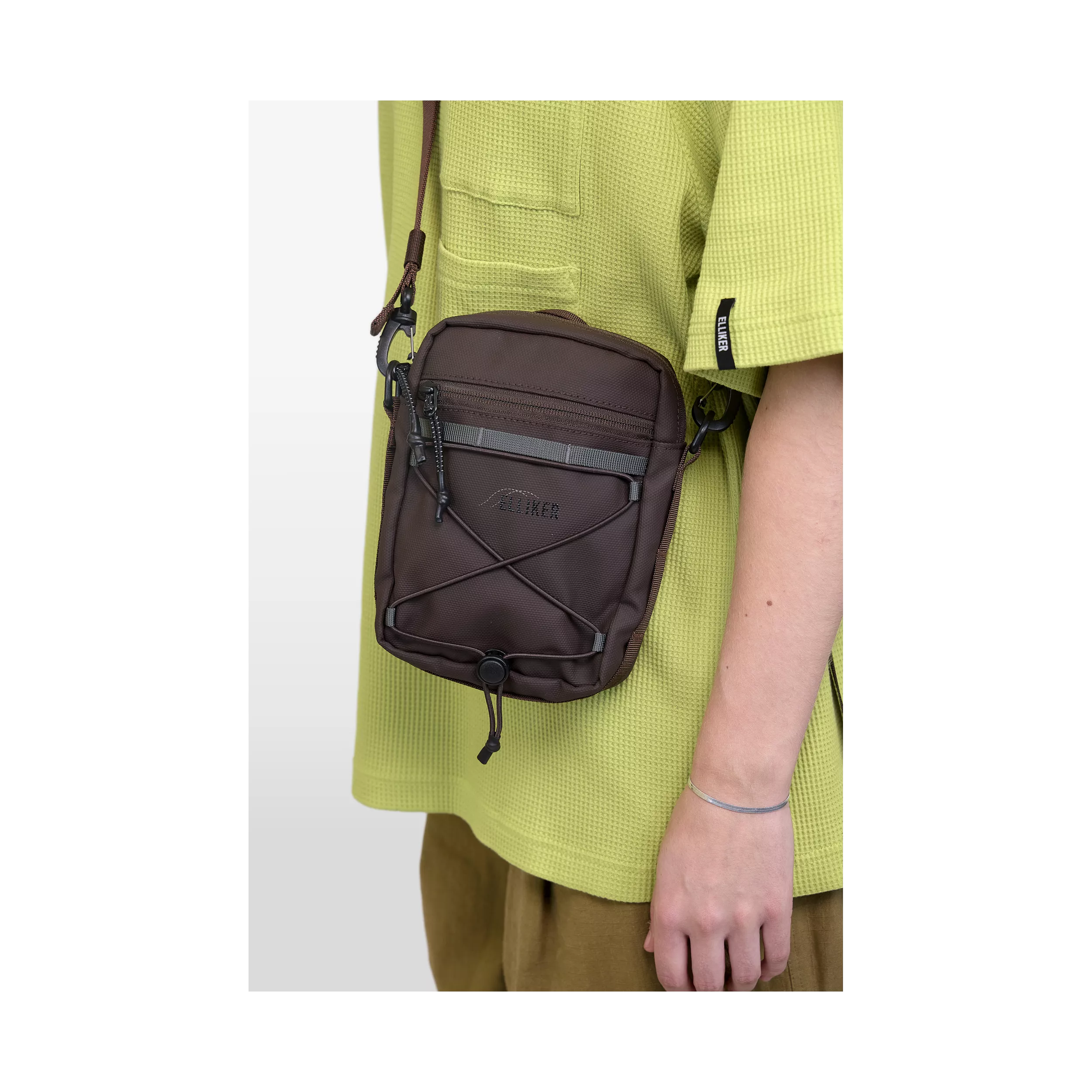 model-(34014-darkbrown-front)-(40187-green-side)