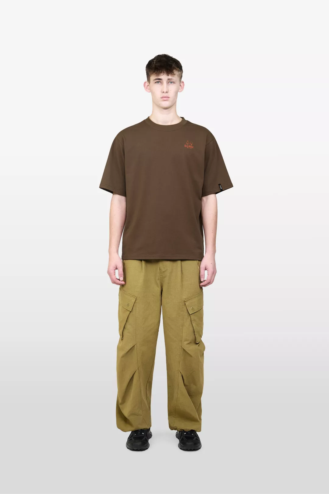 model-(40189-dkbrown-front)-(40194-olive-front)
