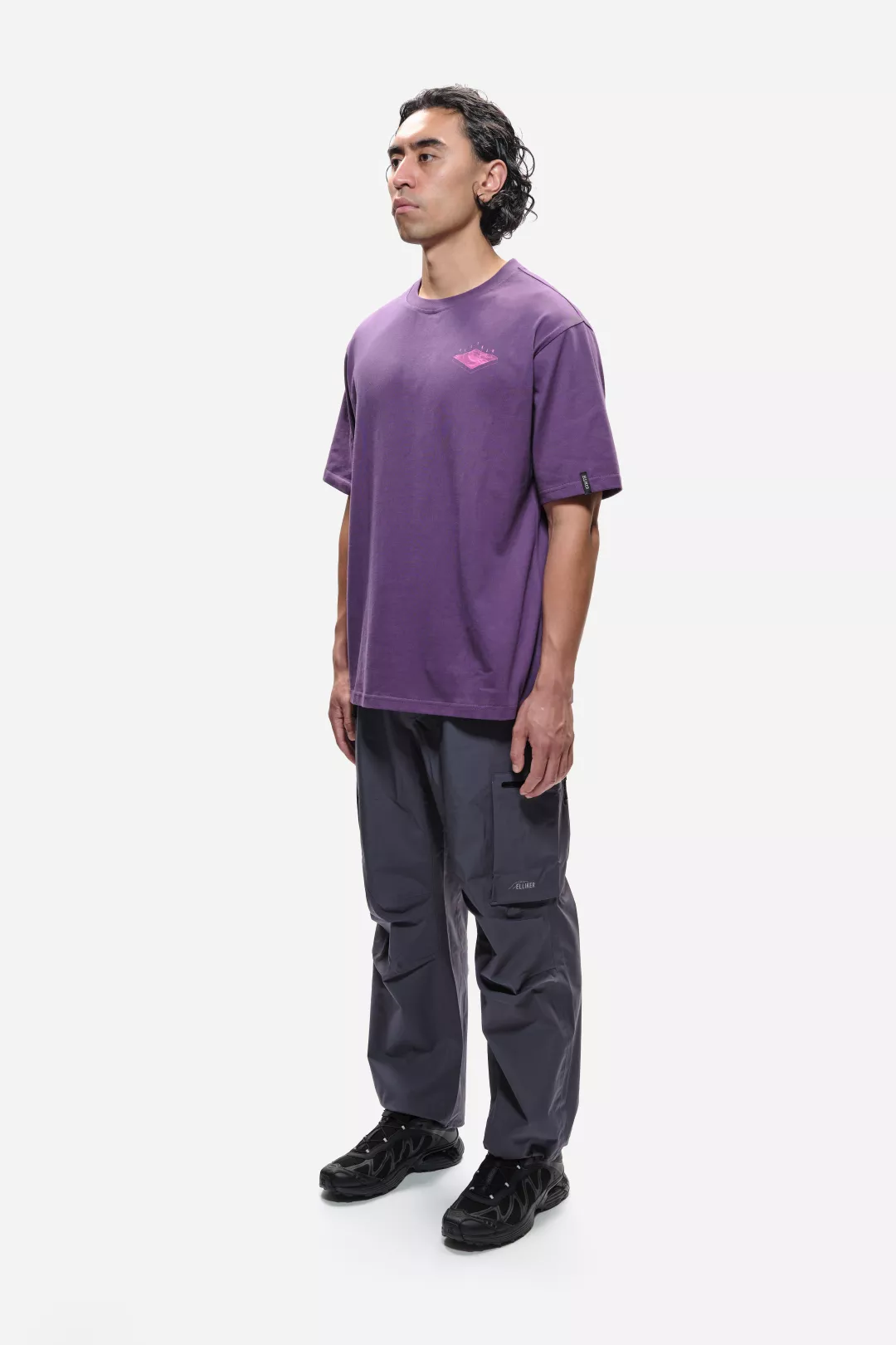 Model: 5'11" / 182cm | Size: L