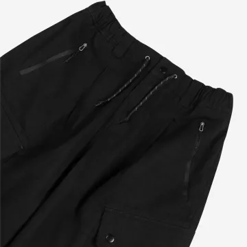 40194-black-detail-1