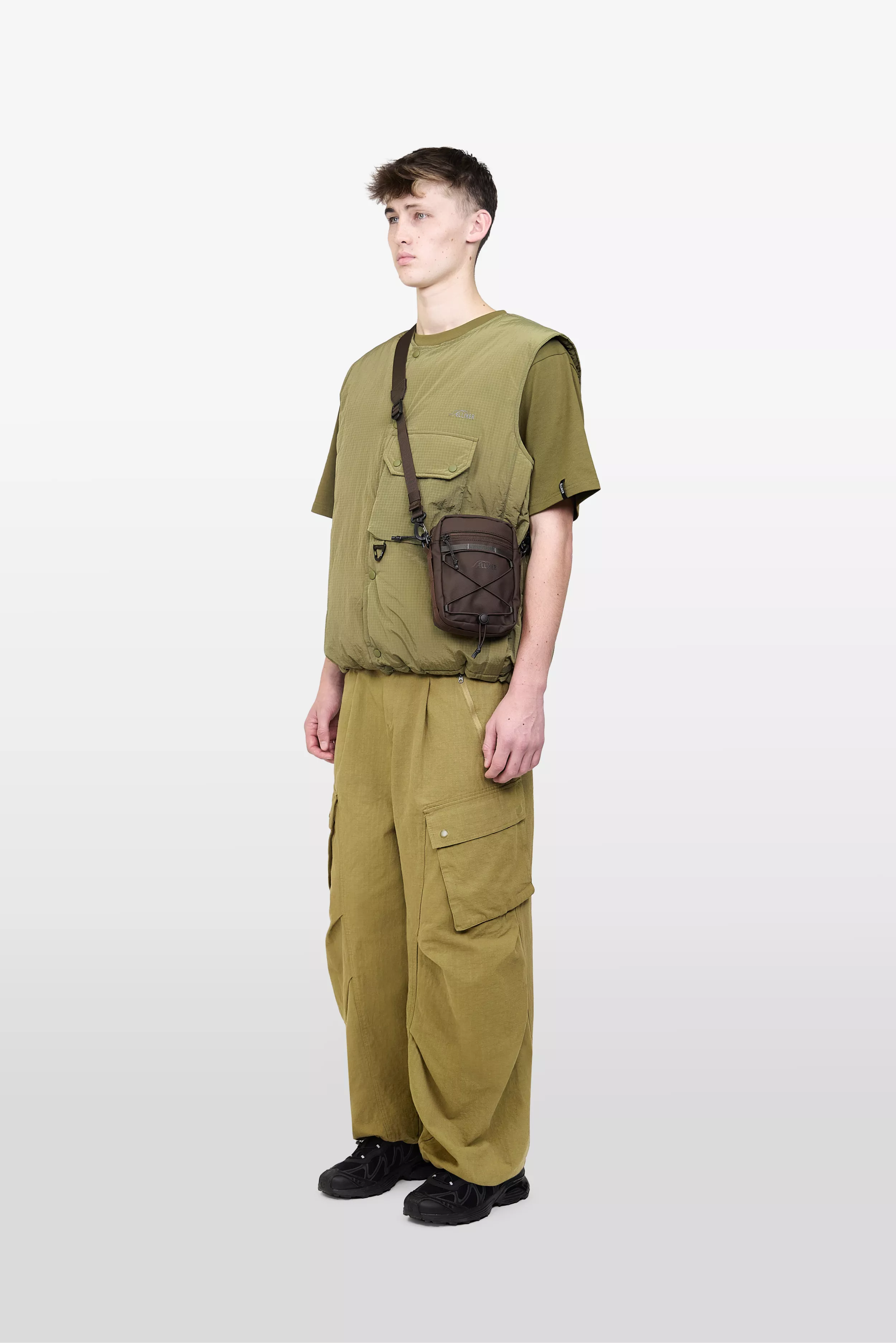 model-(34014-darkbrown-side)-(40182-olive-side)-(40165-mossgrn-side)-(40194-olive-side)
