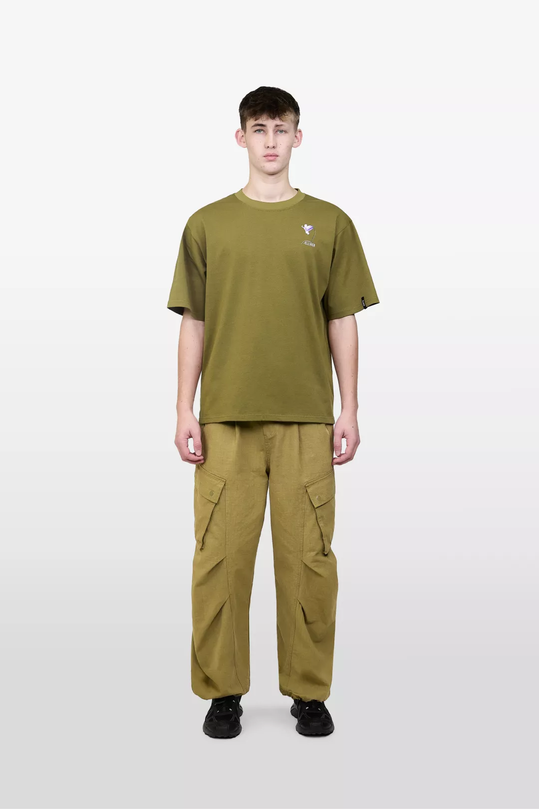 model-(40165-mossgrn-front)-(40194-olive-front)
