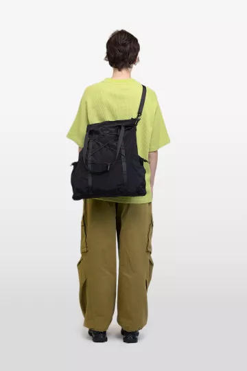 model-(34082-black-front)-(40187-green-back)-(40194-olive-back)
