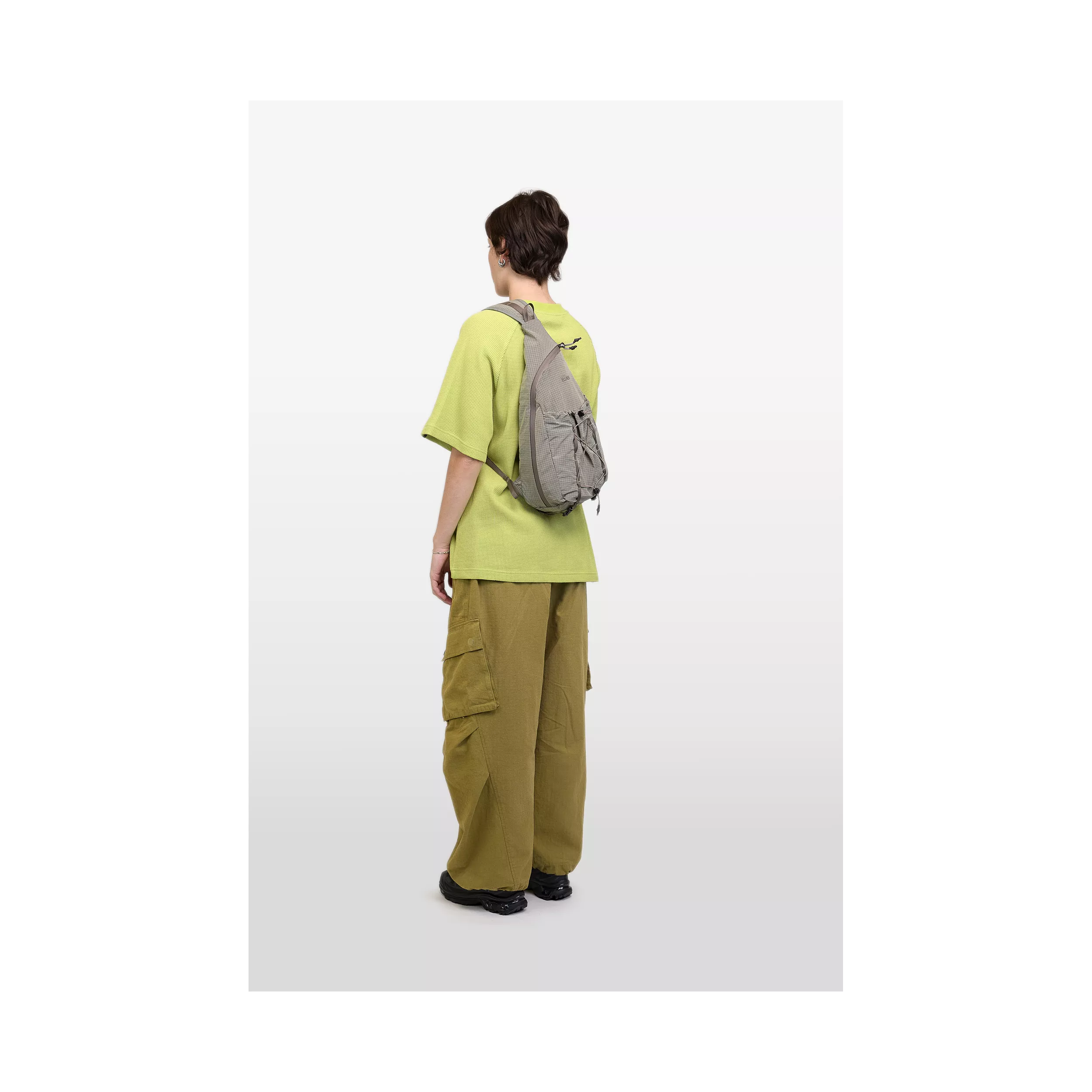 model-(34081-stone-side)-(40187-green-side)-(40194-olive-side)