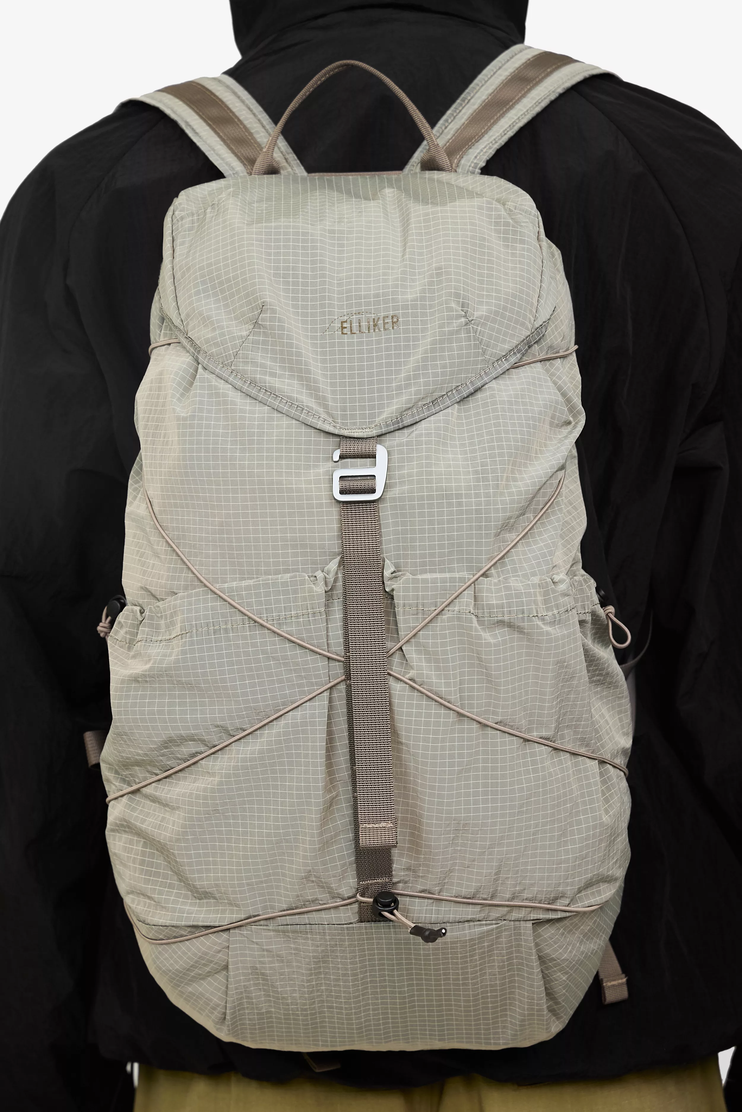 model-(34080-stone-front)-(40195-black-back)