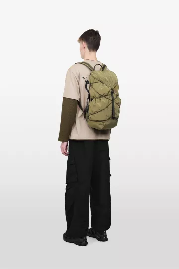 model-(34080-olive-side)-(40192-pebble-side)-(40194-black-side)