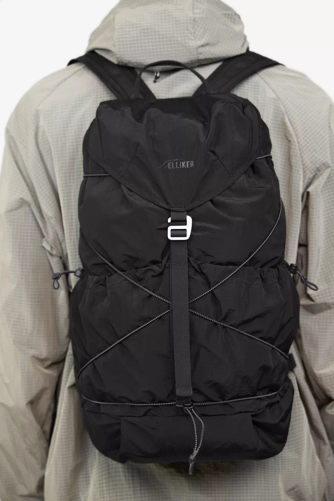 model-(34080-black-front)-(40195-stone-back)