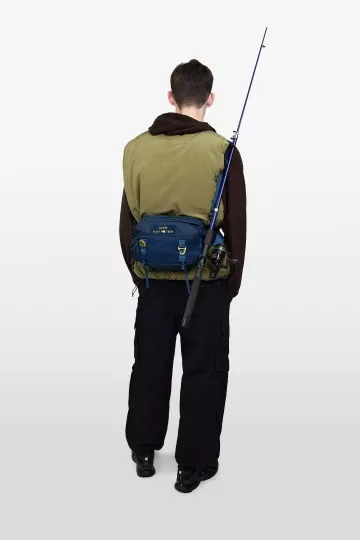 model-(34077-navy-front)-(40182-olive-back)-(40171-dkbrown-back)-(40194-black-back)
