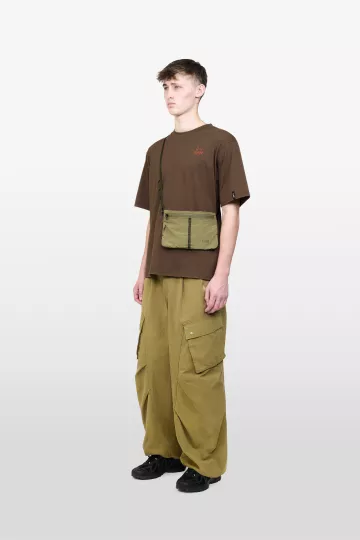 model-(34083-olive-front)-(40189-dkbrown-side)-(40194-olive-side)