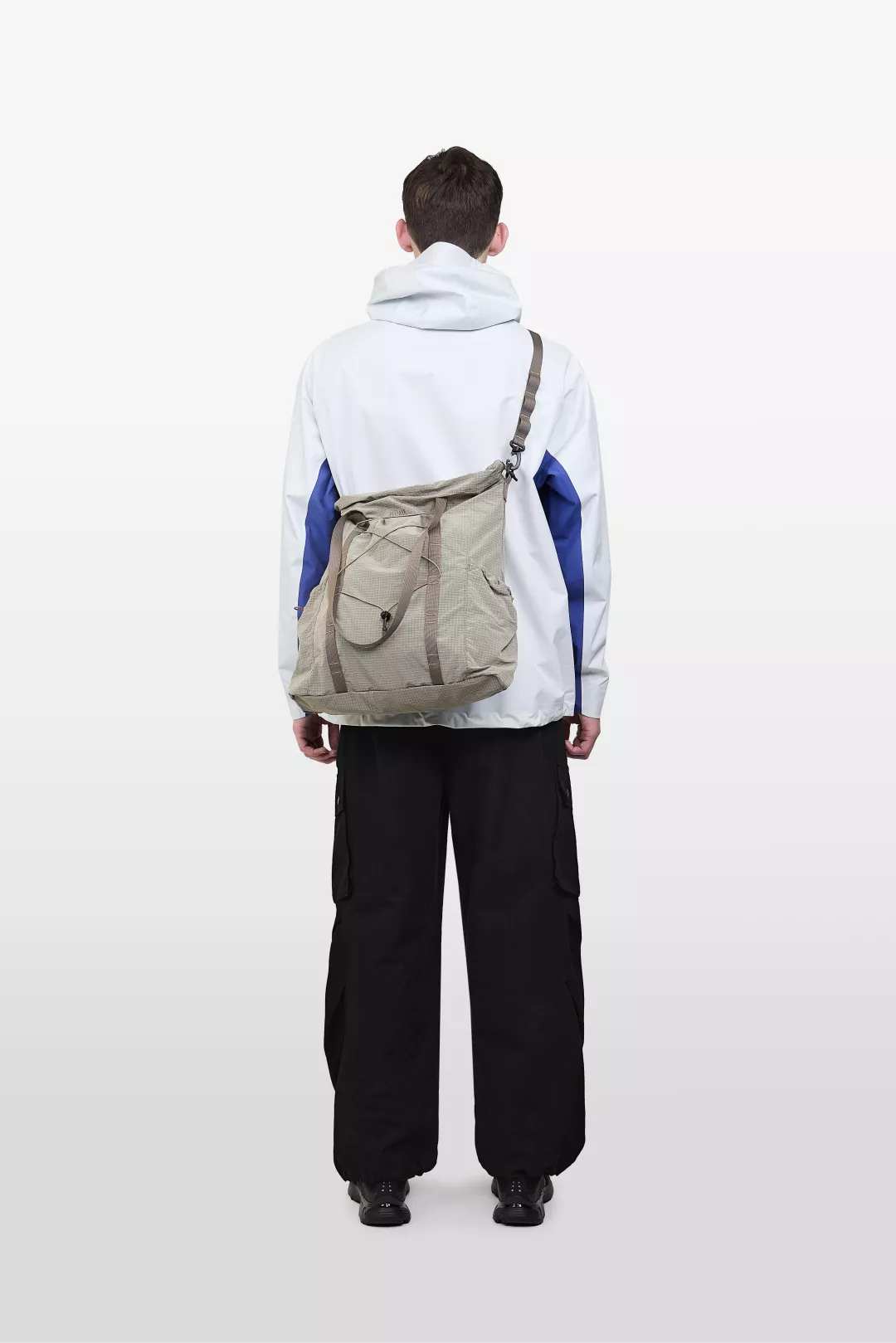 model-(34082-stone-front)-(40194-black-back)