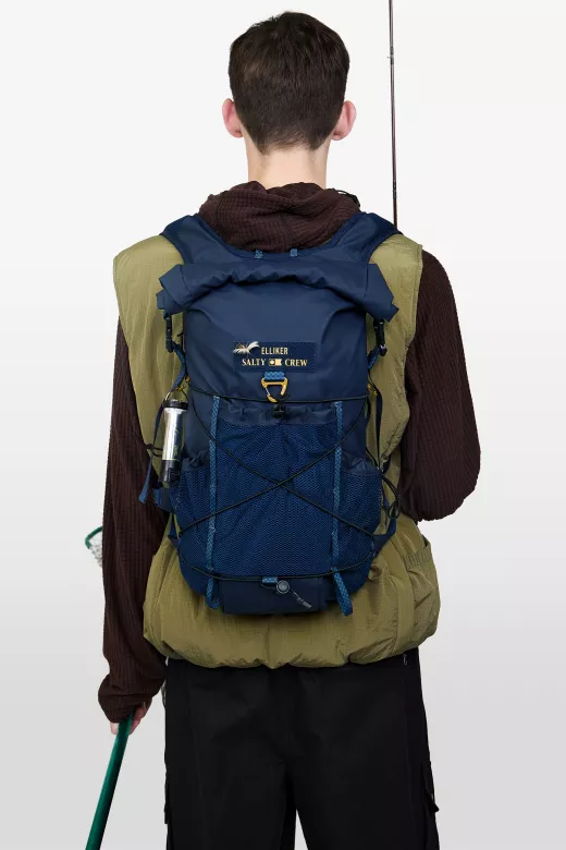 34076-navy-front Model
