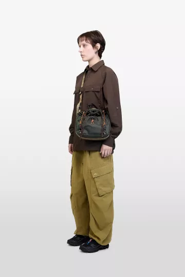 model-(34062-darkgreen-front)-(40169-dkbrown-side)-(40194-olive-side)