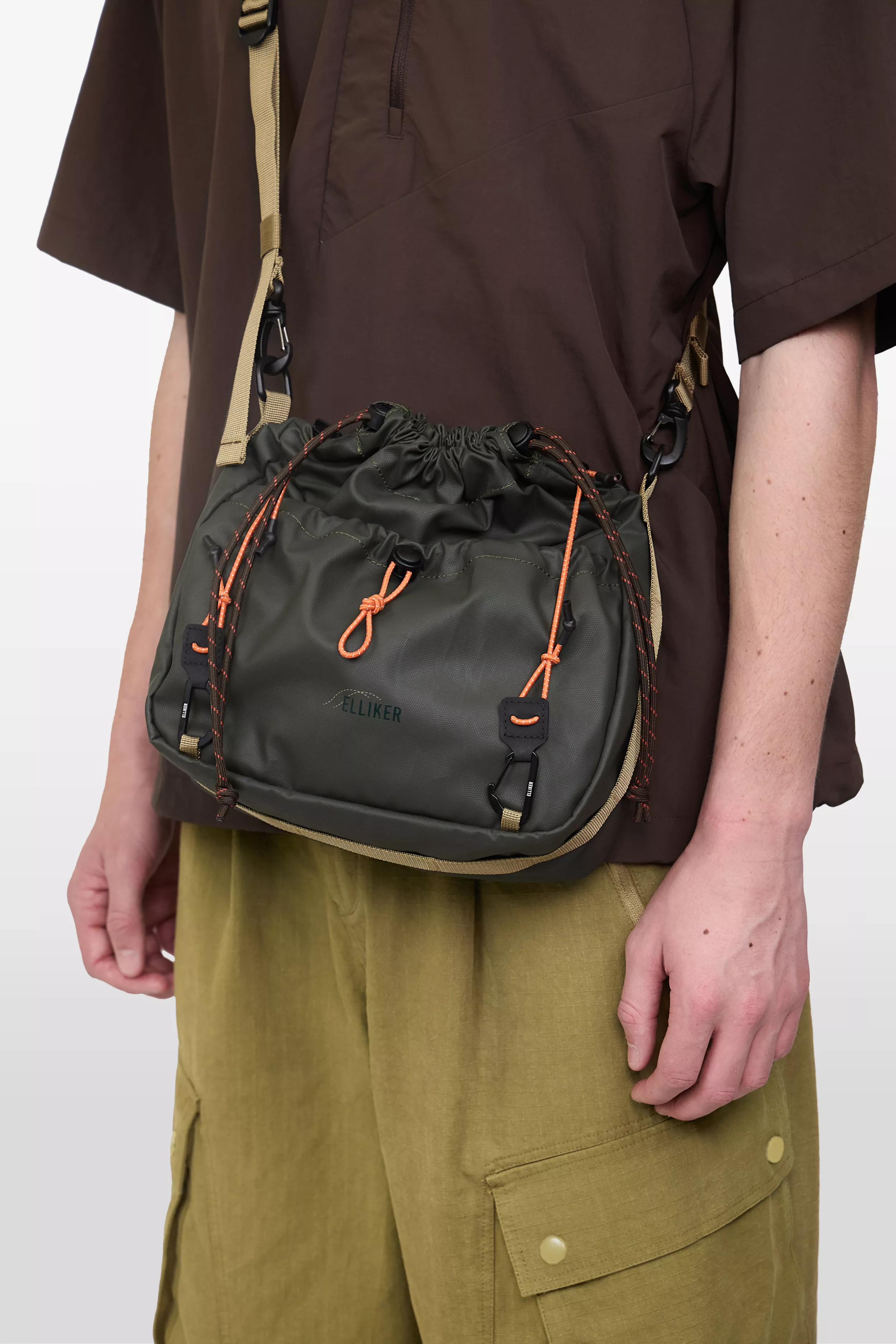 model-(34062-darkgreen-front)-(40142-dkbrown-detail)-(40194-olive-detail)-1