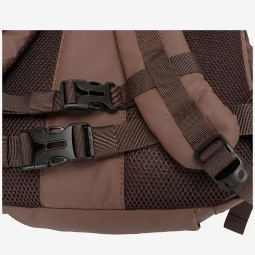Dayle Roll Top Backpack 21/25L Model