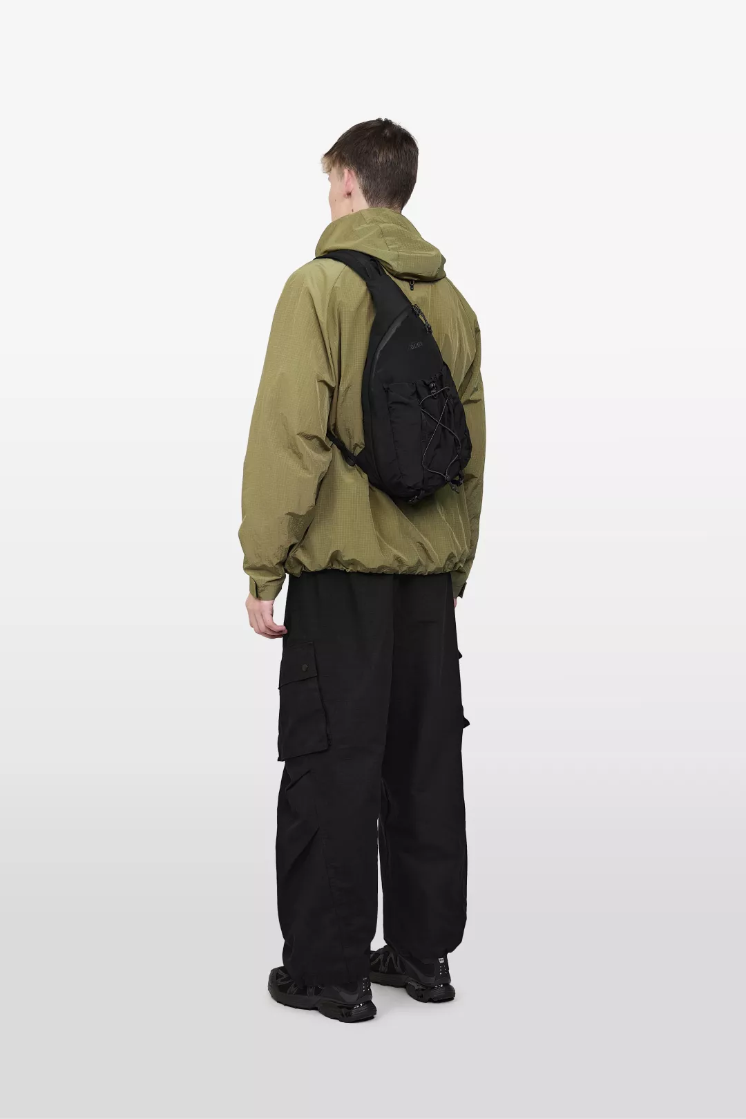 model-(34081-black-side)-(40195-olive-side)-(40194-black-side)