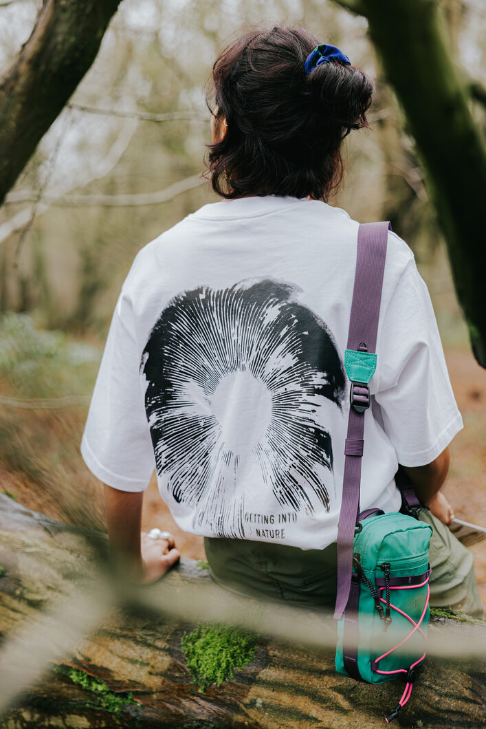 Maymana wearing ELLIKER Spore T-Shirt