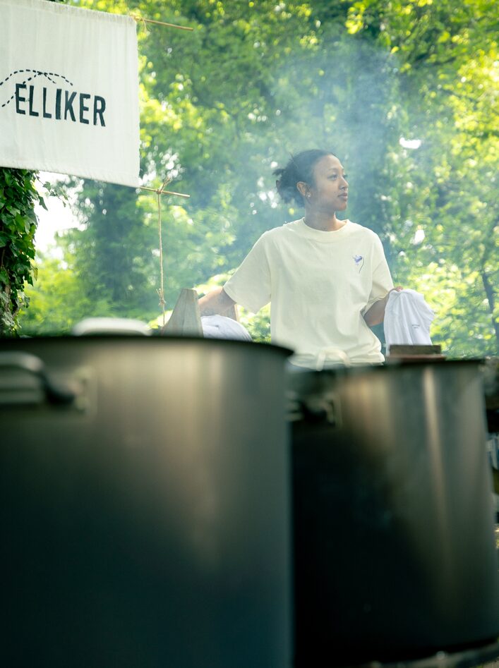 Nana Frank Natural Dyeing ELLIKER Tshirts